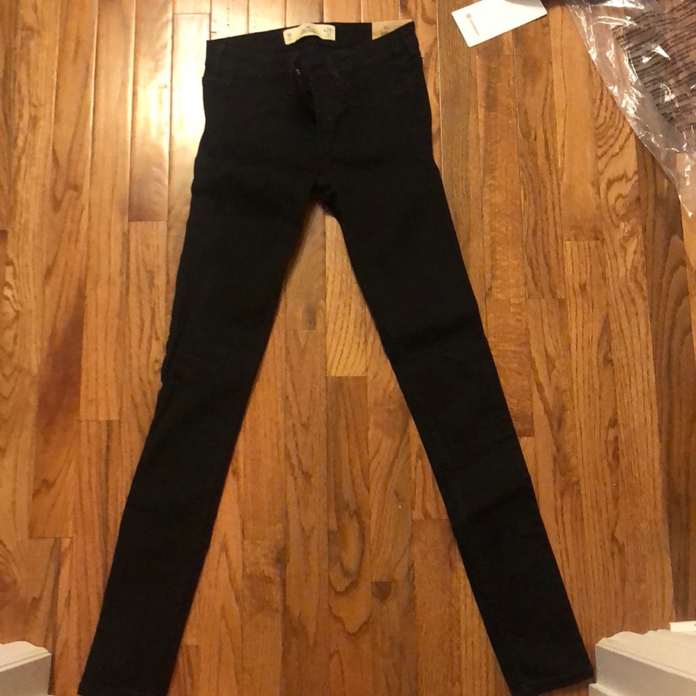 Hollister Black jeans!!